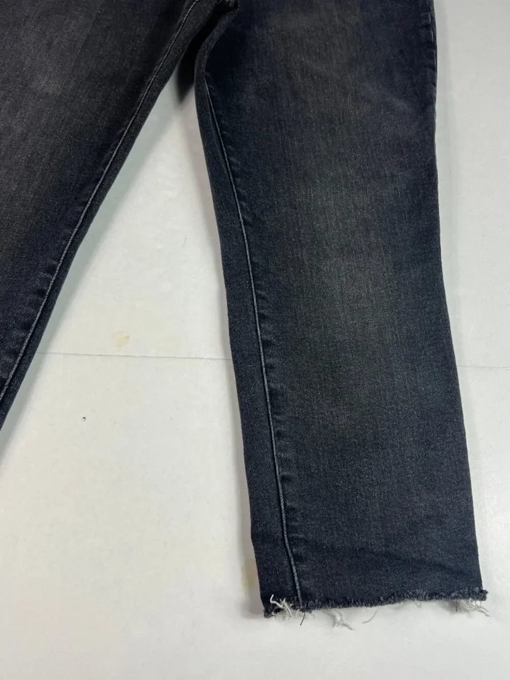 Good American Jeans Womens 31x22* Good Legs High Rise Cropped Black Denim Tag 14